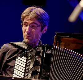 Fabien Packo (Accordéon)  Photo Philippe Rappeneau